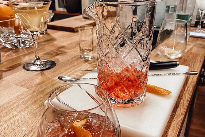 Broken Bones Gin Experience - Two cocktails, not just two small pours