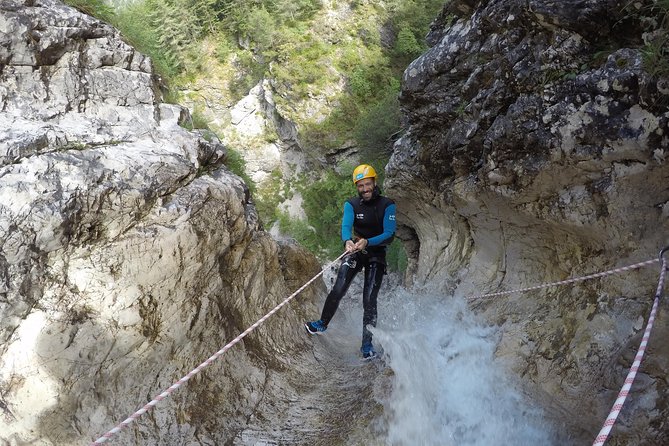 Canyoning Fratarica - Equipment, instruction, and safety