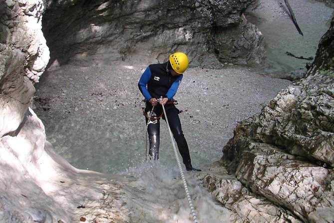 Canyoning Fratarica - The uphill walk before the canyon