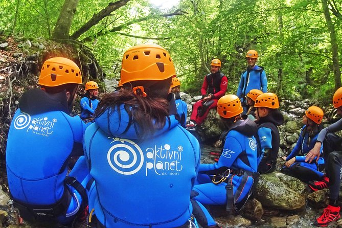Canyoning in Susec Canyon - The 20-minute walk through the forest
