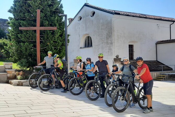 E-Bike Rental in South-West Slovenia - A practical day around Štanjel and Ajdovščina