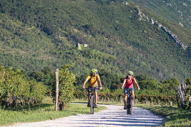 E-bike Vipava River Tour - Stop one: coffee and stone walls in Vipavski Križ