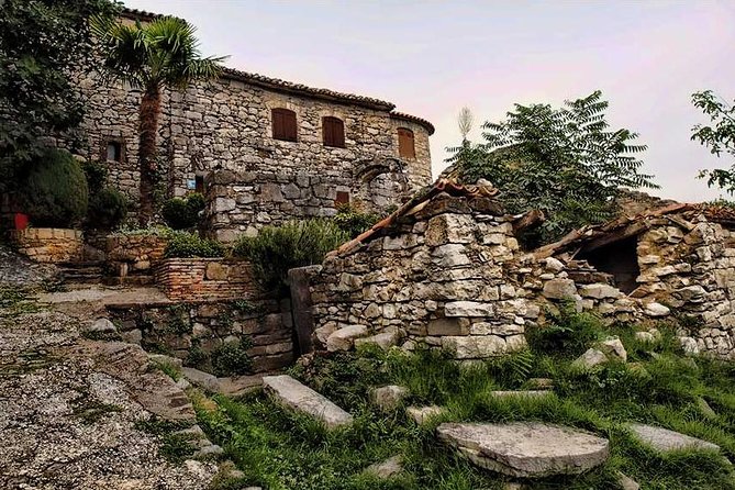 Flavours of Istria Tasting Experience from Koper - Hum, the tiny town with a large claim