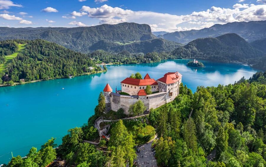 From Ljubljana: Postojna Cave, Predjama Castle and Lake Bled - Postojna Cave: Slovenia below the surface