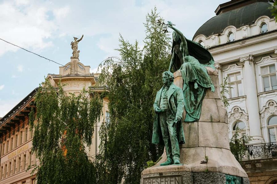 From Zagreb: Ljubljana, Postojna Cave & Predjama Castle Tour - Transport, guides, and the long return to Zagreb
