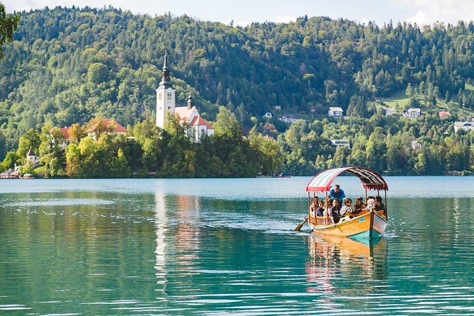 Lakes Bled & Bohinj and Vintgar Gorge Small-Group Day Trip from Ljubljana - The guide can make or break the day