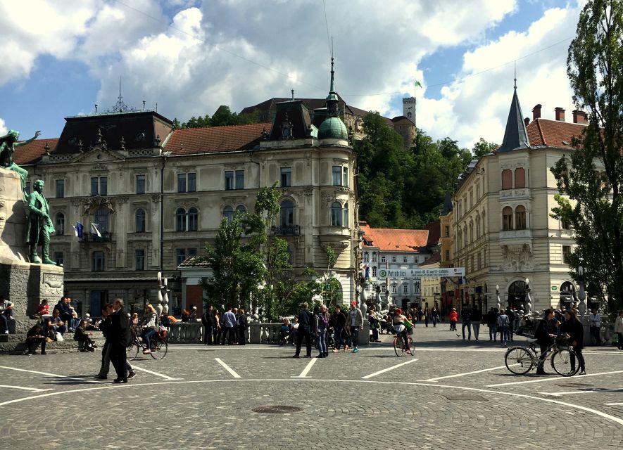 Ljubljana and Ljubljana Castle Sightseeing Tour - Taking the funicular to Ljubljana Castle