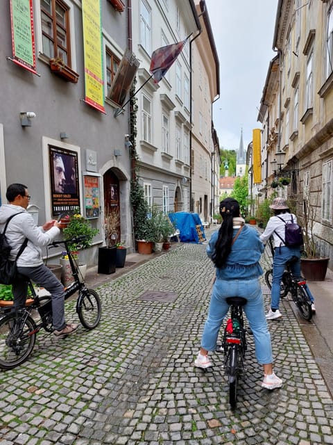 Ljubljana by E-Bike: Guided City Highlights Tour - Old-town lanes, bridges, and the Ljubljanica