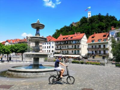 Ljubljana by E-Bike: Guided City Highlights Tour