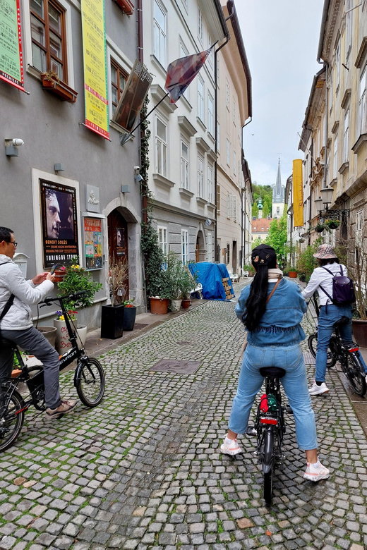 Ljubljana by E-Bike: Guided City Highlights Tour - Quieter districts beyond the center