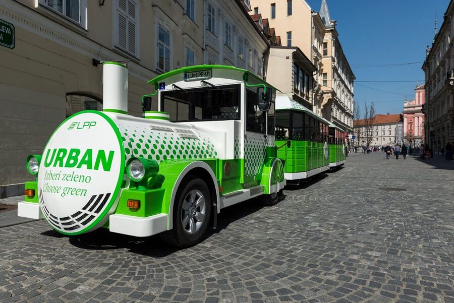 Ljubljana: City Card - Cycle beyond the compact center