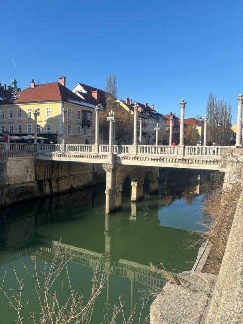Ljubljana: Secrets of the Old Town & Ljubljana's people - Congress Square and Star Park