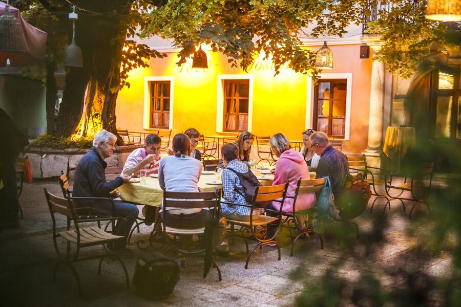 Ljubljana: Slovenian Cuisine Walking Tour with Tastings - What makes the guides so important