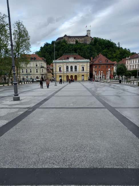 Ljubljana wonderful castle on foot and new places :) - French Revolution Square and the Hercules Fountain