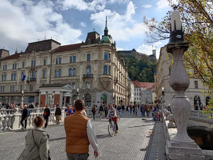 Ljubljana: Wonderful tour fun experience time history - What $23 buys you