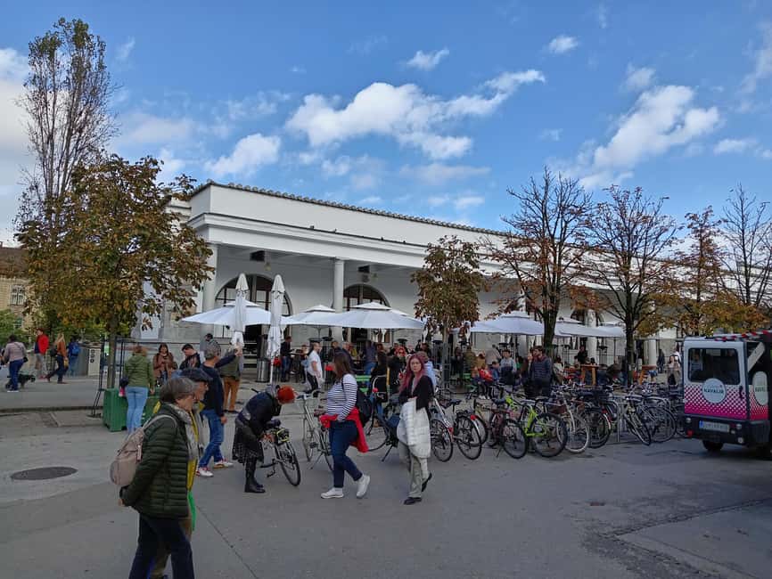 Ljubljana: Wonderful tour fun experience time history - Herkulov vodnjak, a quieter pause