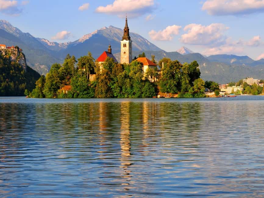 Private Day Trip: Zagreb to Ljubljana & Lake Bled - Ljubljana Old Town, bridges, and a castle above the city