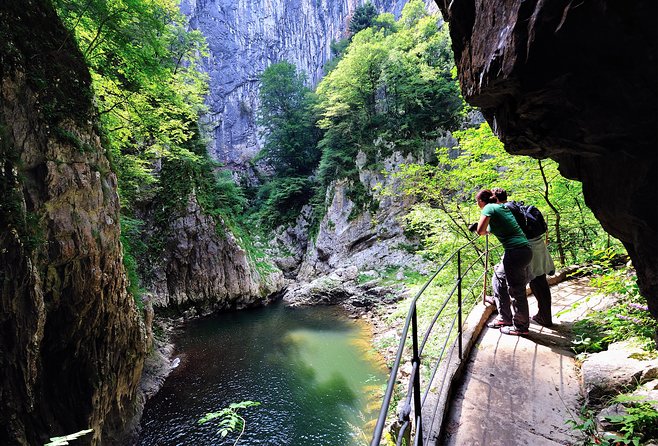 Skocjan UNESCO Caves and Piran full day tour (small group, max. 8) - Guides make a real difference