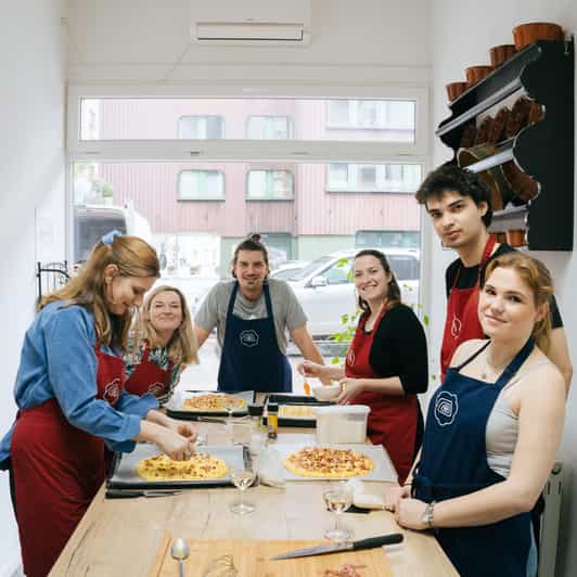 Slovenia: Belokranjska Pogača Cooking Class - Finding the small square and clear-window shop