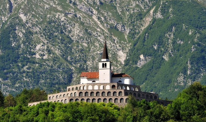 Soča Valley and Triglav National Park day trip - The small-group setup and guide service