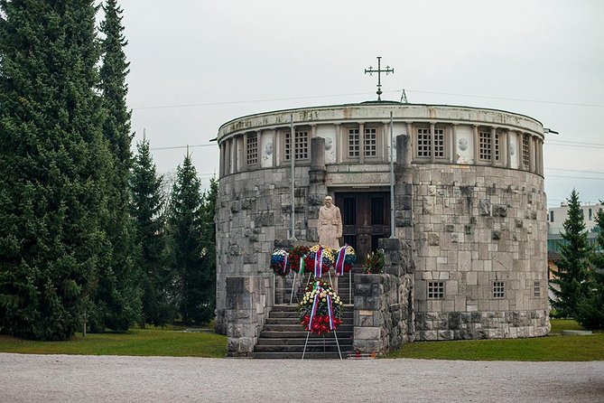 The Deadly Walk - Ljubljana Cemetery Tour - Why Žale deserves two hours of your Ljubljana time