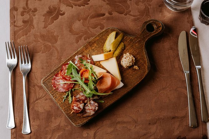 Traditional Slovenian Dinner and Show - Folk Costumes, Regional Customs, and Three Performances
