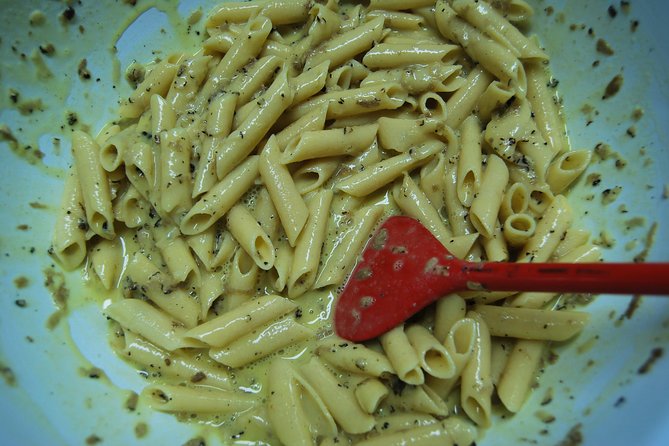 TRUFFLES: Hunting & Tasting in Istria, Slovenia - The tasting: fuži with truffles
