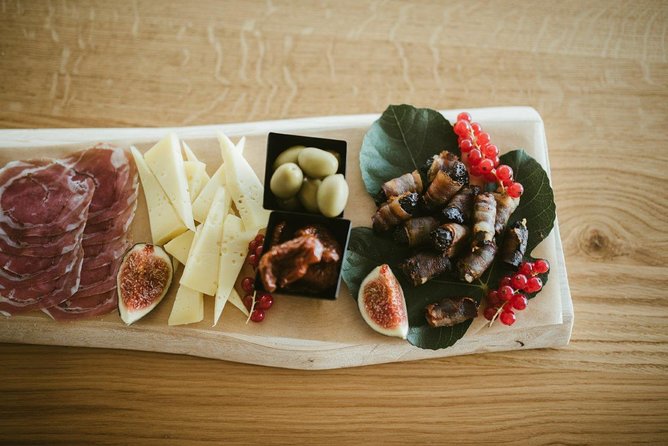 Wine Tasting with Pairing Snacks in Vipava Valley - Shopping After the Tasting